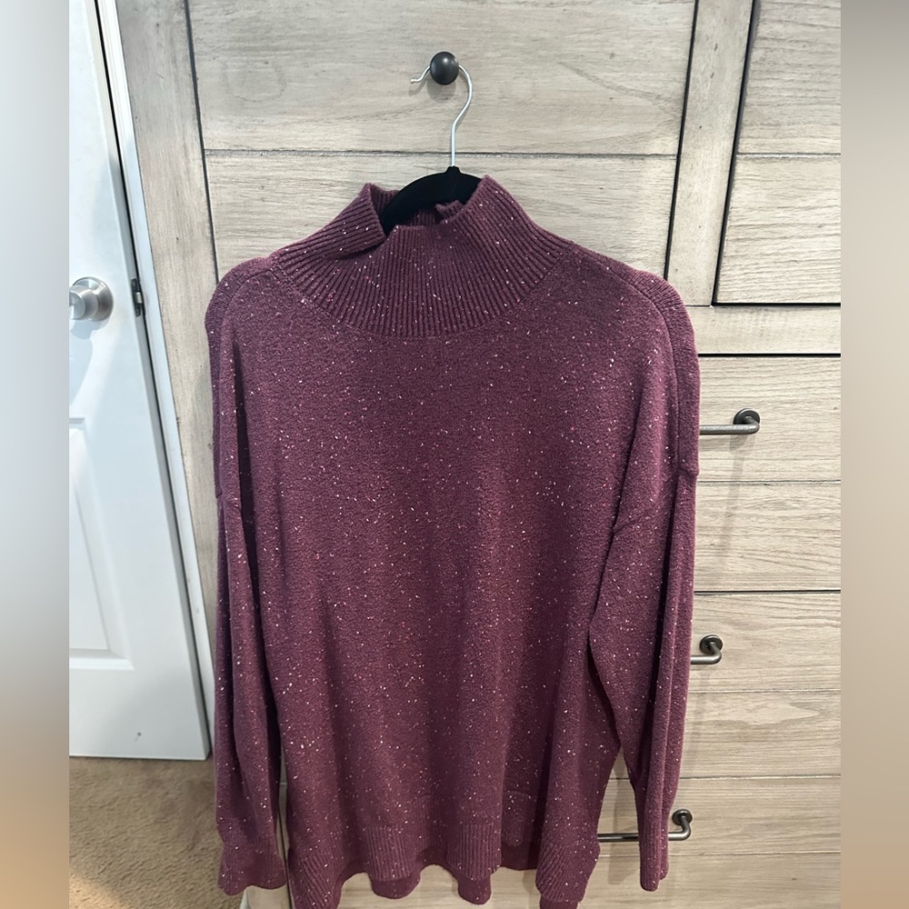 LOFT size L purple sweater, very flattering fit, excellent condition.